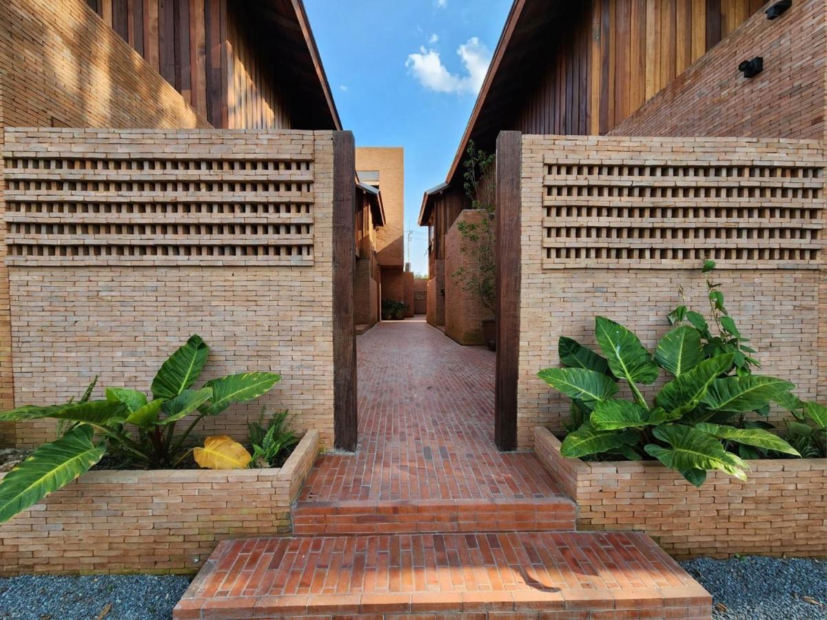 Athita The Hidden Court Chiang Saen Boutique Hotel Sha Plus Certified チェンライ エクステリア 写真