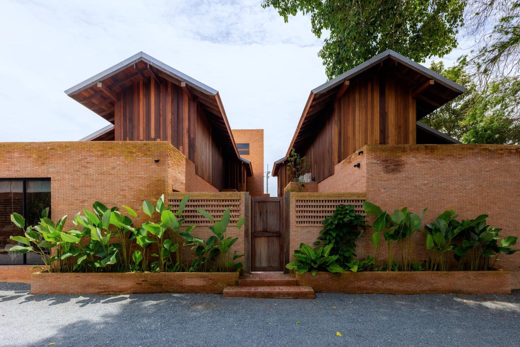 Athita The Hidden Court Chiang Saen Boutique Hotel Sha Plus Certified チェンライ エクステリア 写真